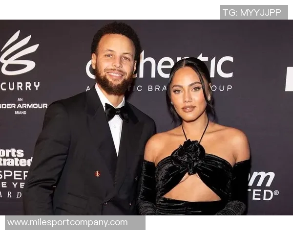 夸梅直言阿耶莎因库里成名而嫉妒赞助也难以改变现状