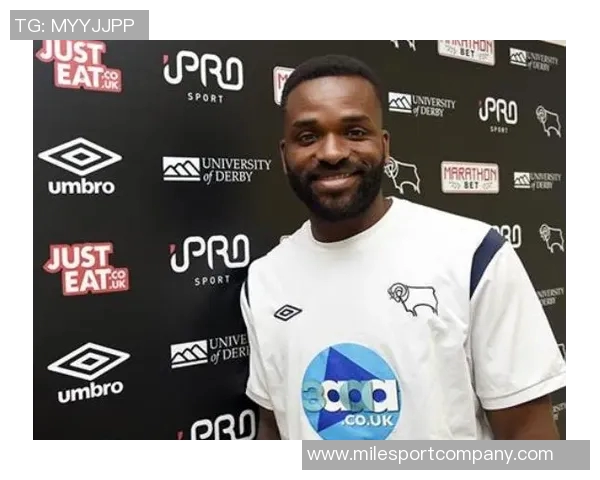 达伦本特盛赞迪福巅峰表现超越曼联所有前锋能力出众