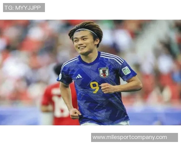 日本队惊险逆转伊东纯也助攻上田绮世补时绝平精彩瞬间